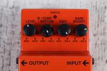 Load image into Gallery viewer, Boss MD-2 Mega Distortion Pedal Electric Guitar Distortion Effects Pedal