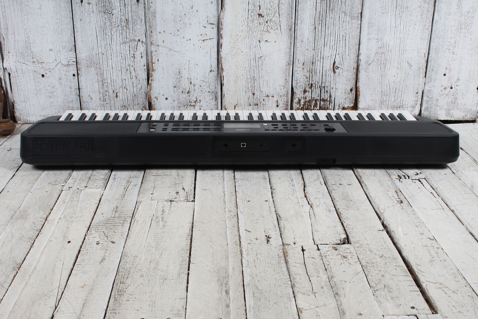Yamaha PSR-EW320 Keyboard 76 Key Portable Keyboard with Power Supply