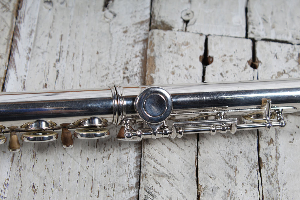 Armstrong Student Model 104 Closed Hole Silver Plated Flute with Hardshell Case