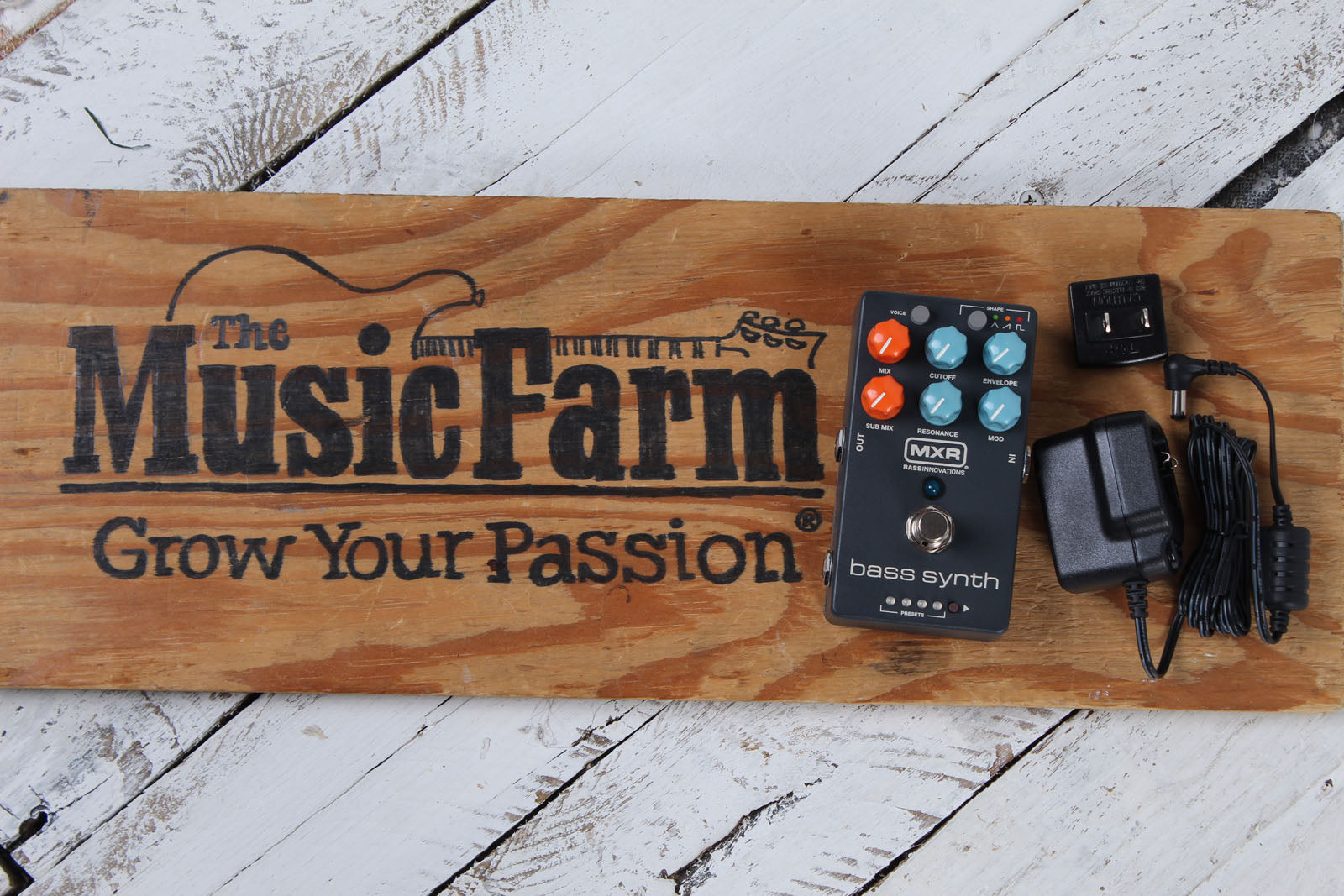 MXR MB301 Bass Synth Pedal Electric Bass Guitar Synthesizer Effects Pedal Secondary image