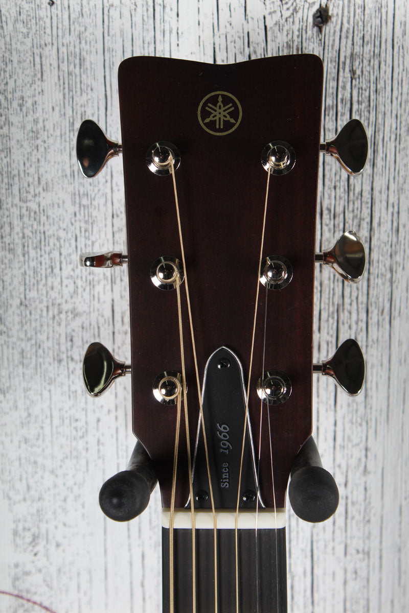 Yamaha FS5 Red Label Concert Body Acoustic Guitar Natural with Hardshell Case