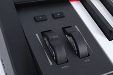 Load image into Gallery viewer, M-Audio Hammer 88 Keyboard Controller 88 Key USB / MIDI Keyboard Controller