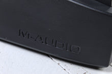 Load image into Gallery viewer, M-Audio Hammer 88 Keyboard Controller 88 Key USB / MIDI Keyboard Controller