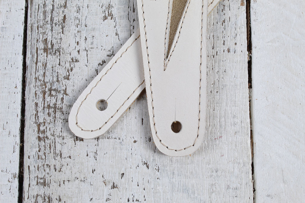 Henry Heller Bone Color Capri Leather Guitar Strap with Gold Leather Bolts