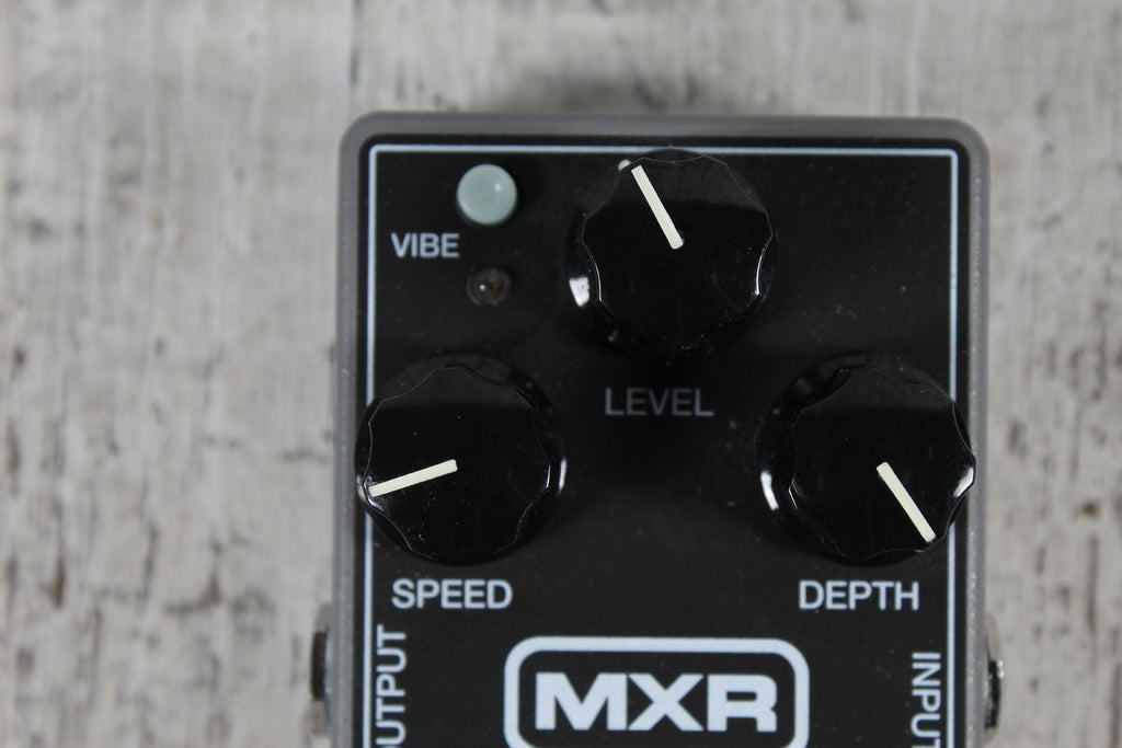 MXR M68 Uni-Vibe Chorus/Vibrato Pedal Electric Guitar Effects Pedal