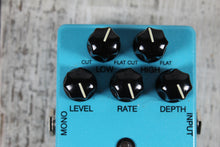 Load image into Gallery viewer, MXR Analog Chorus Pedal Electric Guitar Analog Chorus Effects Pedal M234