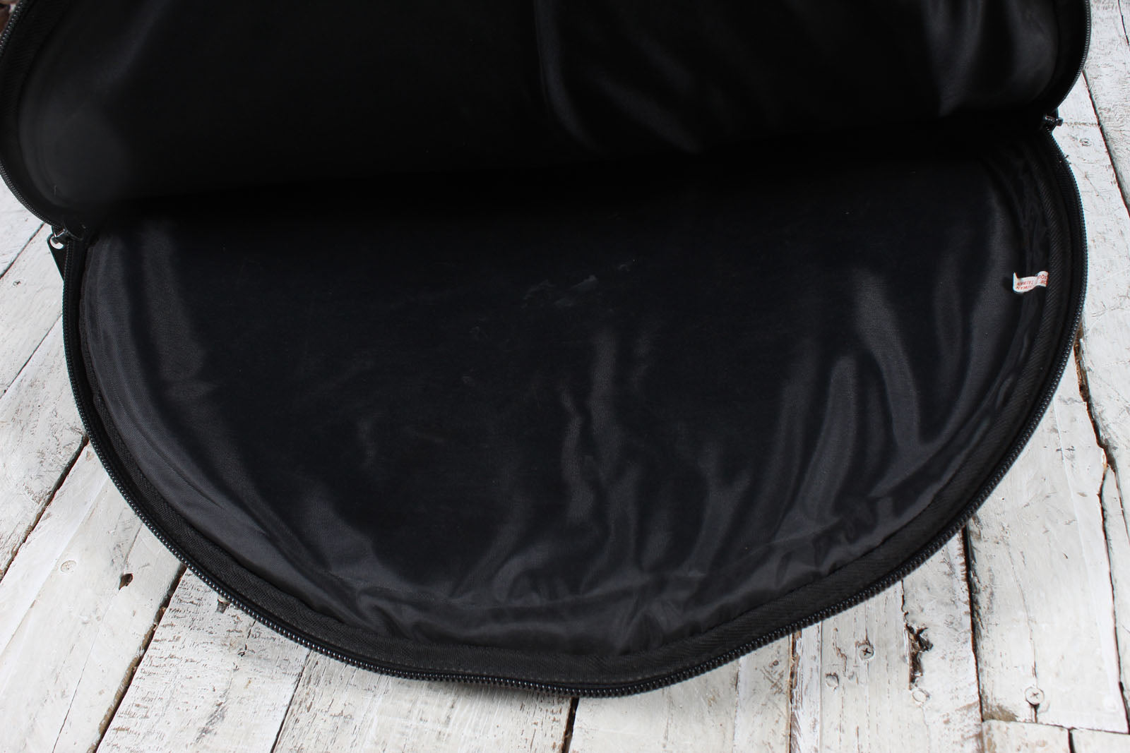 Zildjian Custom Ride Drum Cymbal 20 Inch Ride Cymbal and Cymbal Bag