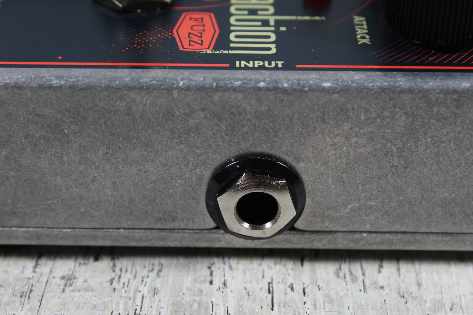 Electro-Harmonix Satisfaction Fuzz Pedal Electric Guitar Fuzz Effects Pedal