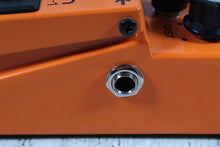 Load image into Gallery viewer, Boss DS-1 Distortion Effects Pedal Electric Guitar and Keyboard Effects Pedal