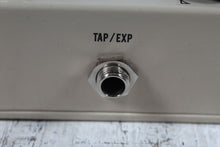 Load image into Gallery viewer, JHS Kodiak Tremolo Pedal Electric Guitar Tremolo Effects Pedal with Tap Tempo