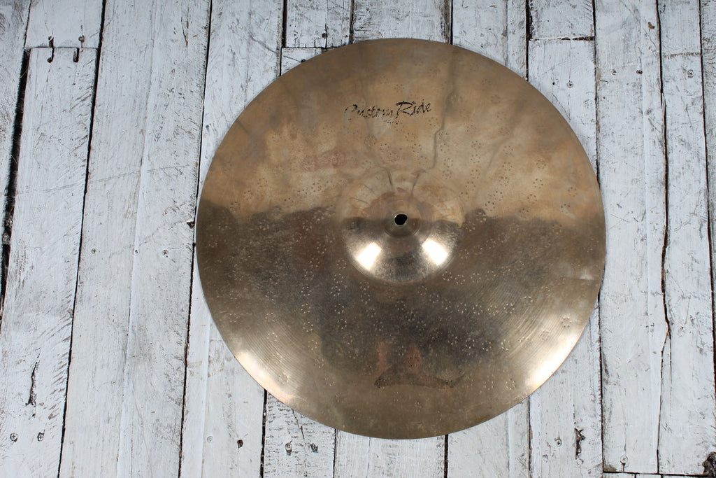 Zildjian Custom Ride Drum Cymbal 20 Inch Ride Cymbal and Cymbal Bag