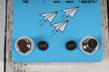 Load image into Gallery viewer, JHS Pedals Flight Delay Pedal Electric Guitar Delay Effects Pedal Blue