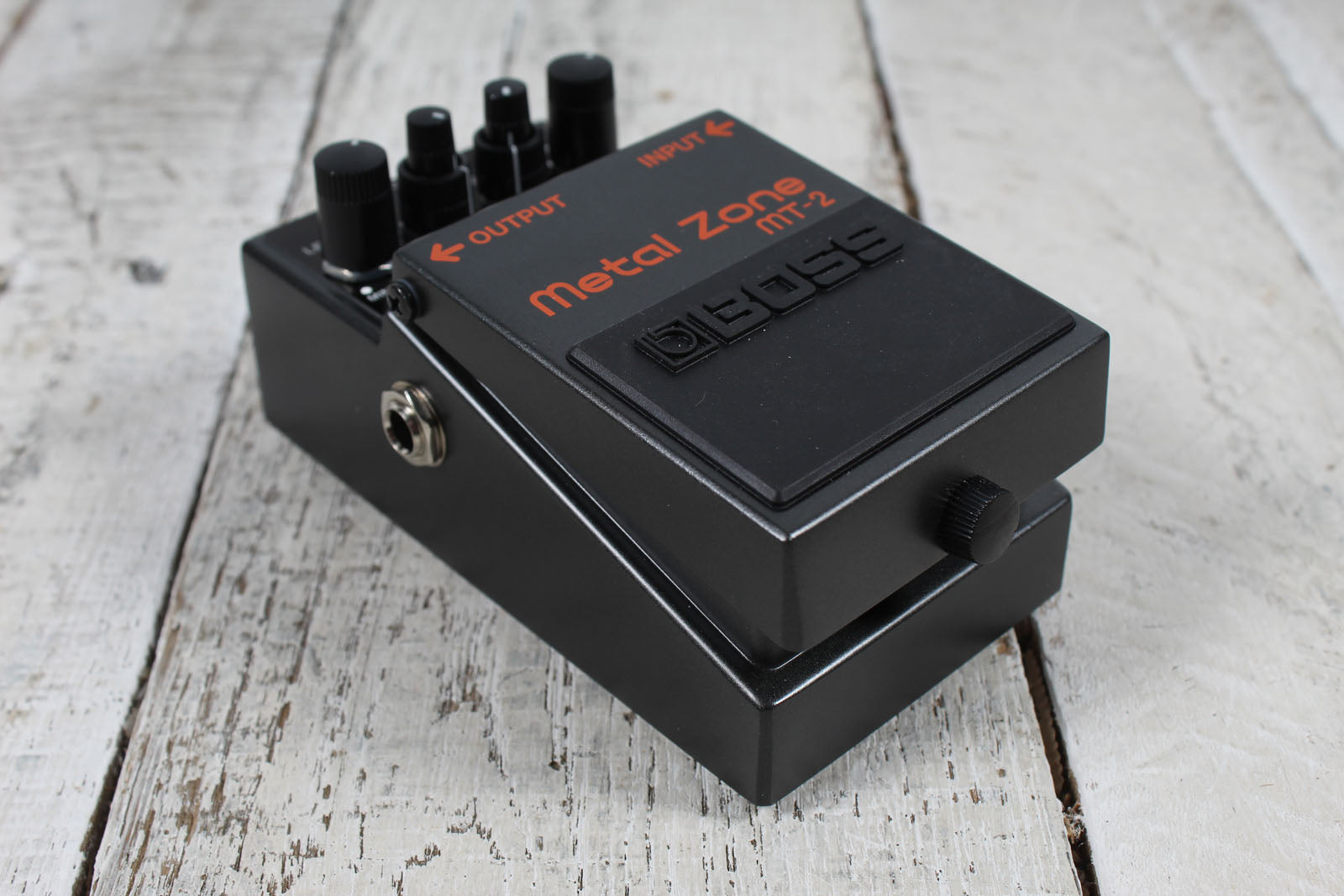 Boss MT-2 Metal Zone Distortion Pedal Electric Guitar Distortion Effects Pedal