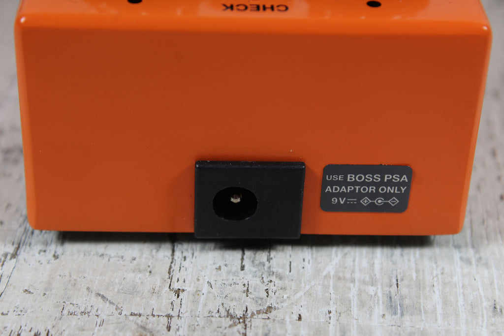 Boss DS-1 Distortion Effects Pedal Electric Guitar and Keyboard Effects Pedal