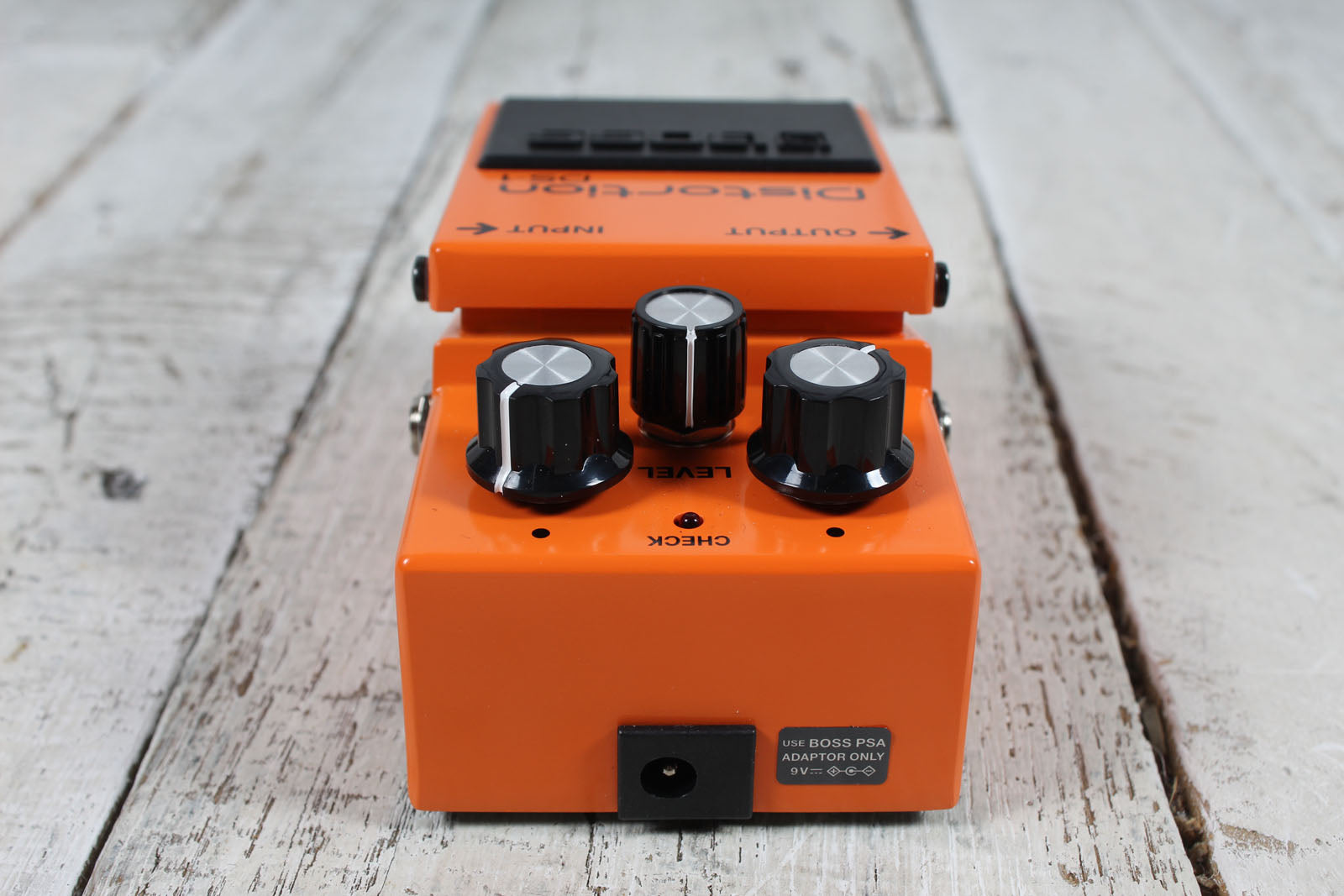 Boss DS-1 Distortion Effects Pedal Electric Guitar and Keyboard Effects Pedal