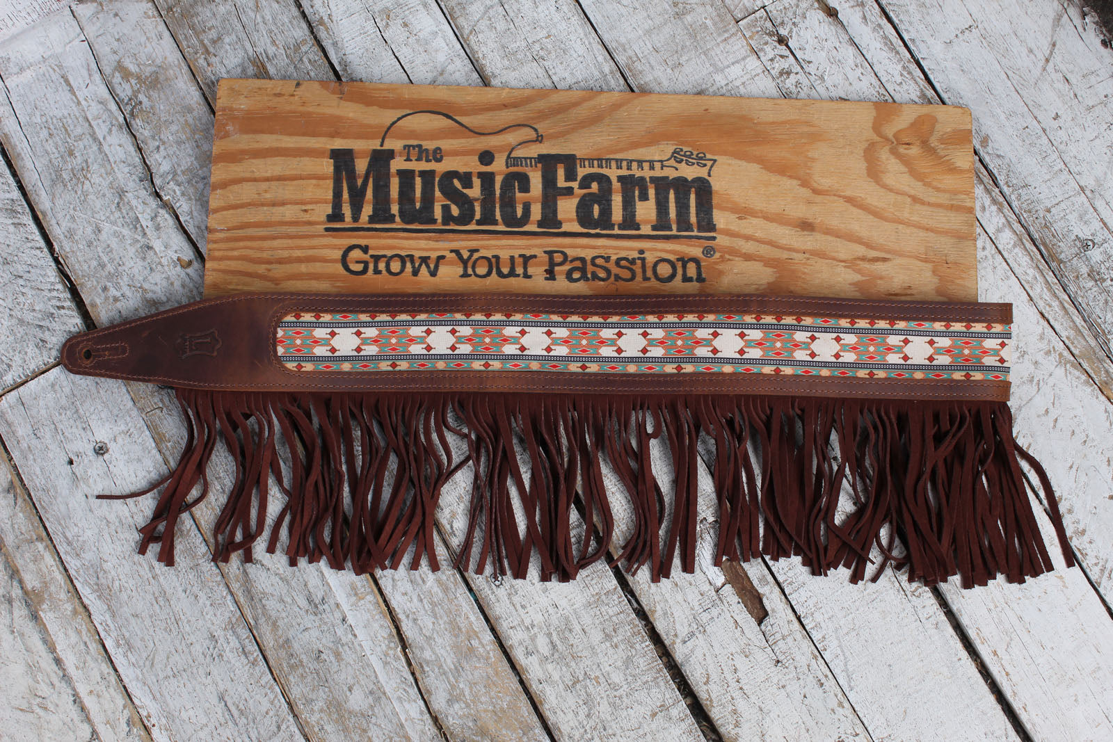 Levy's MG317BOI-BRN  Crazy Horse Outlaw Leather Guitar Strap Brown Secondary image