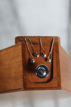 Load image into Gallery viewer, McSpadden Dulci-Banjo Flathead Cherry Dulcimer 4 String Flathead Teardrop Dulcimer with Gig Bag