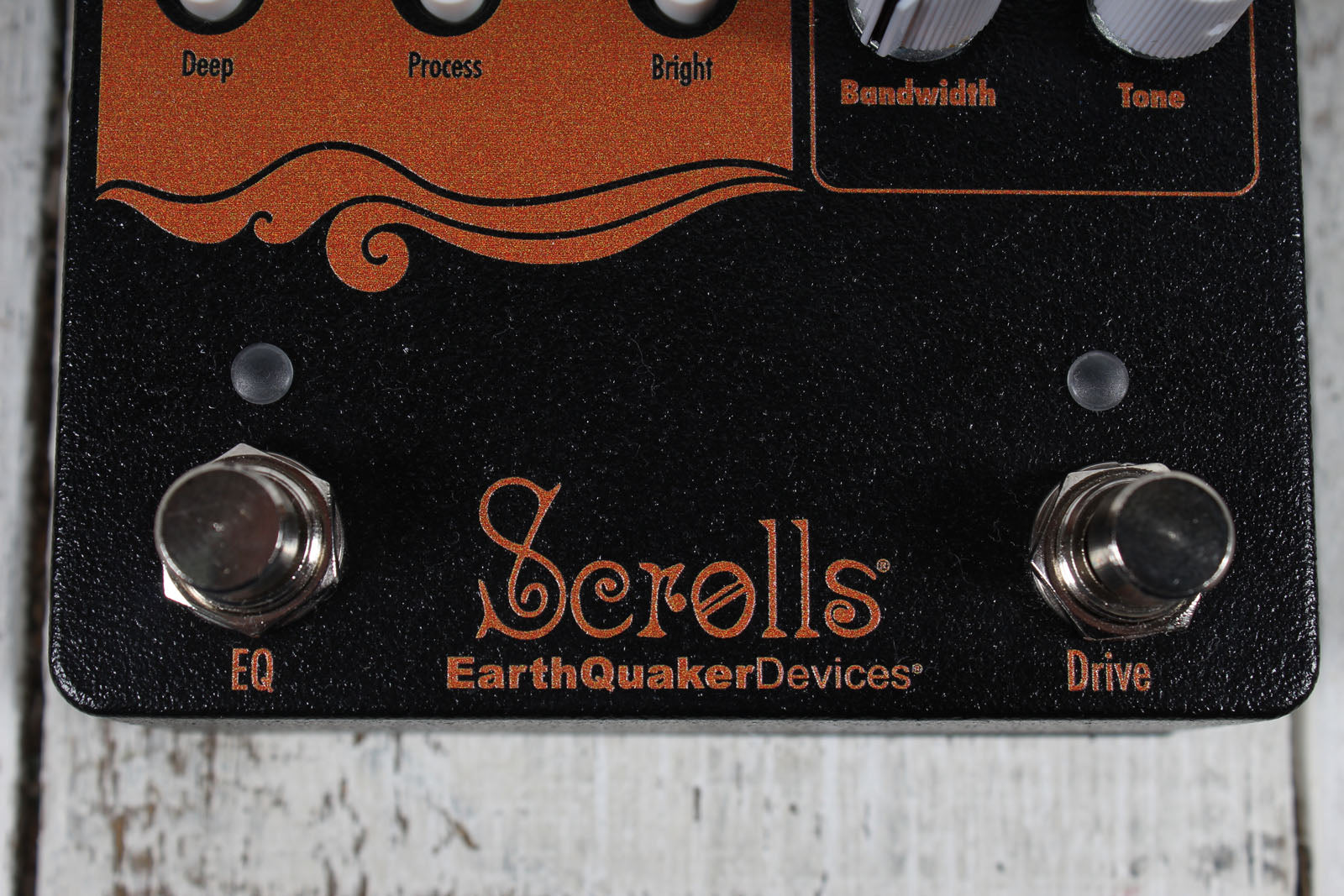 EarthQuaker Devices Scrolls Bass Odyssey Preamp Pedal Bass Guitar Effects Pedal