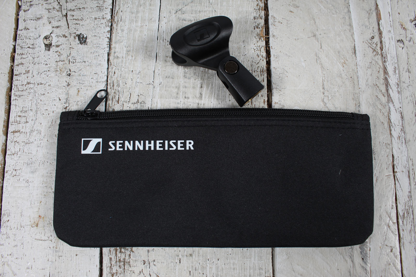 Sennheiser e 835 Dynamic Cardioid Microphone Handheld Vocal Microphone