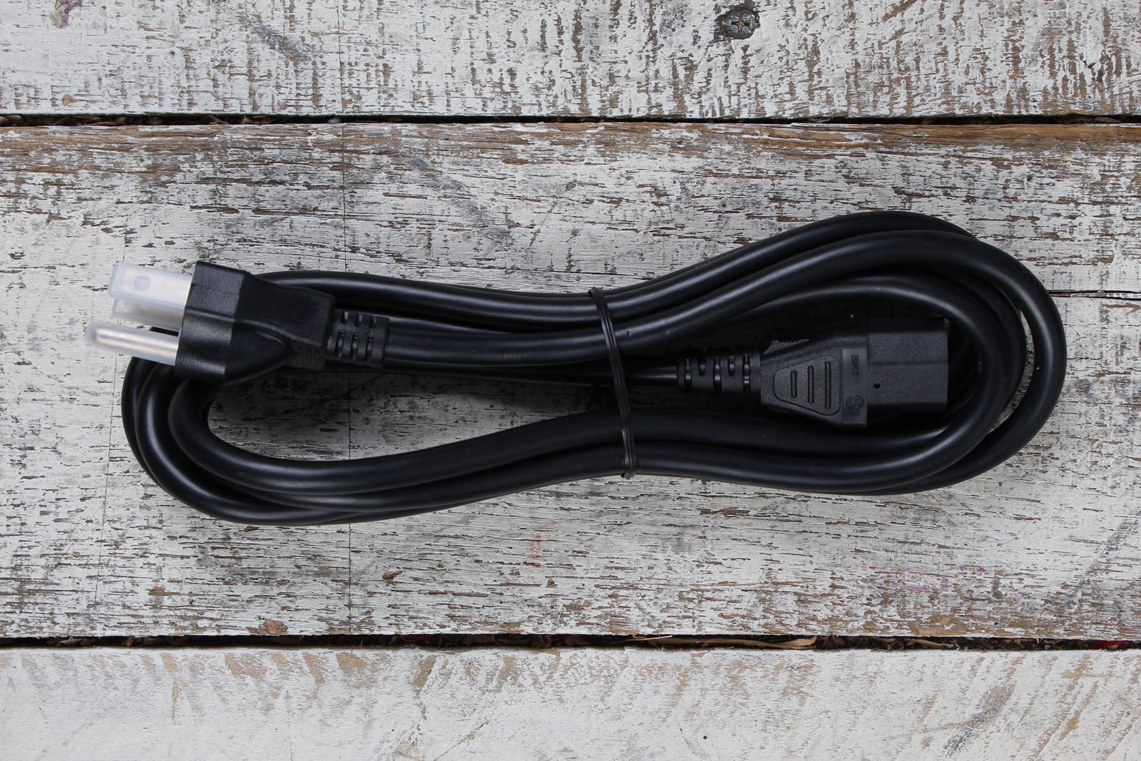 Yamaha DHR10 2 Way Powered Loudspeaker 700 Watt 10 Inch Bi Amped Active Speaker