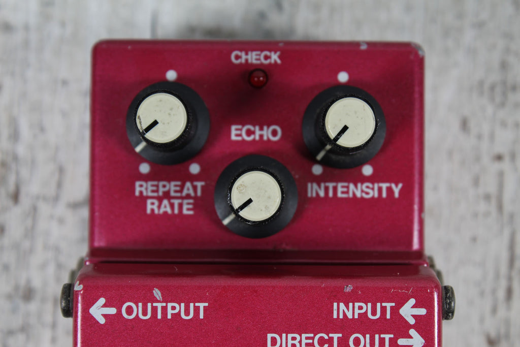 Boss Vintage 1980s DM-3 Delay Pedal Electric Guitar Analog Delay Effects Pedal