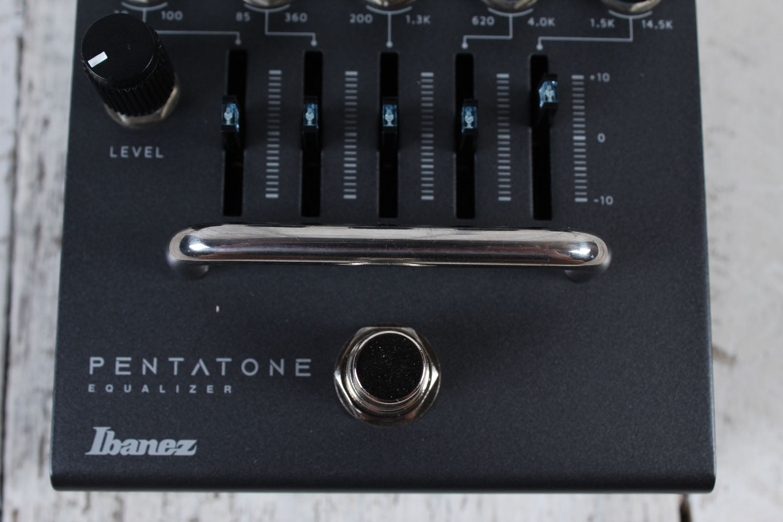 Ibanez PTEQ Pentatone Parametric EQ Pedal Electric Guitar EQ Effects Pedal