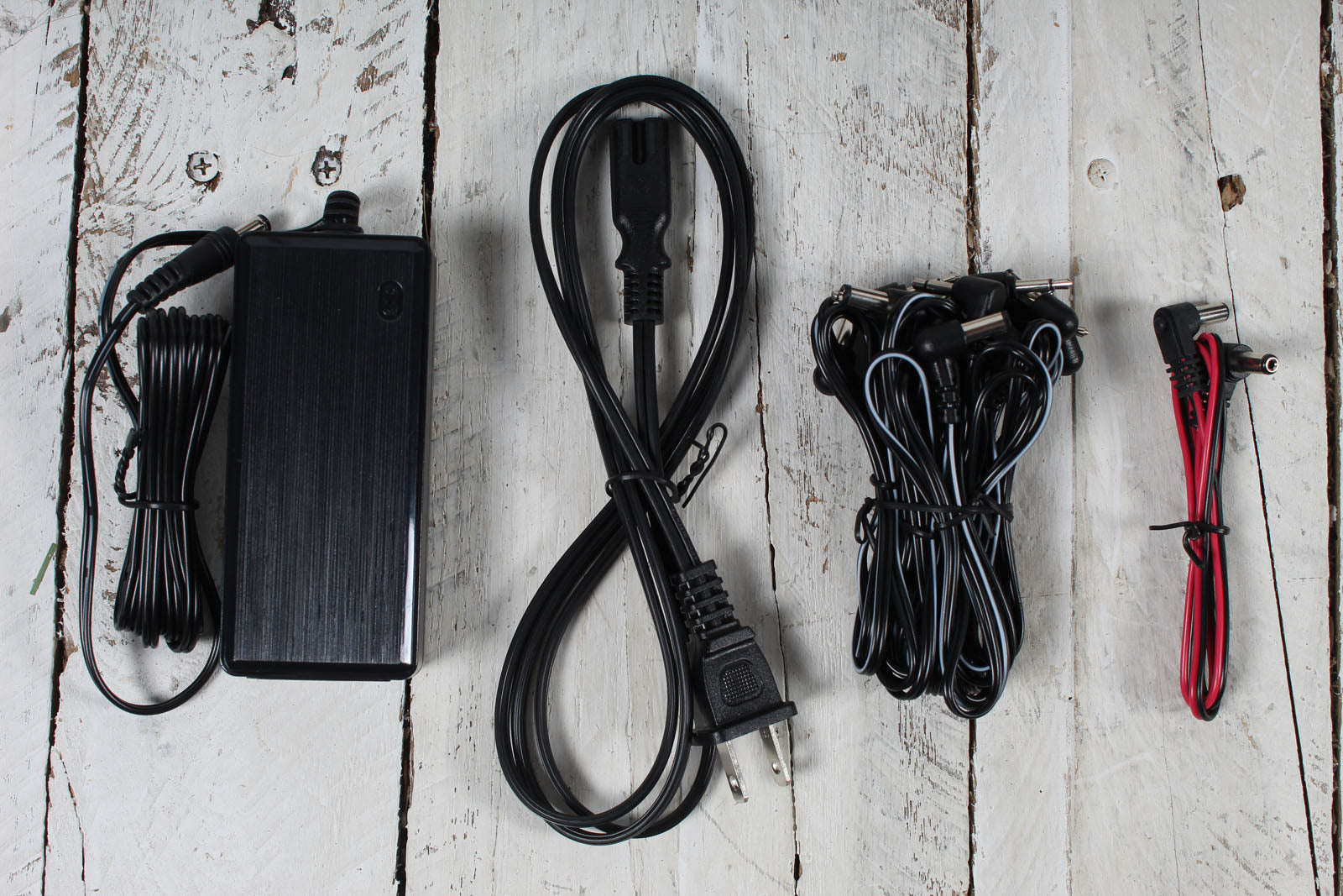 Gator GPT-PRO-PWR Guitar Effects Pedal Board with Carry Bag and Power Supply