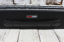 Load image into Gallery viewer, Gator GPT-PRO-PWR Guitar Effects Pedal Board with Carry Bag and Power Supply