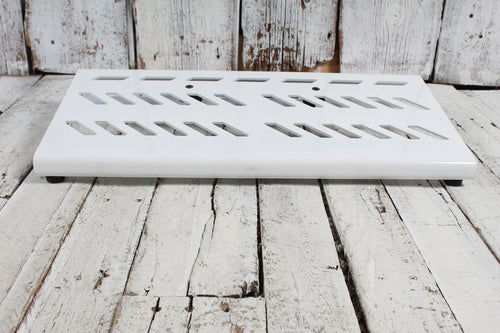 Gator GPB-BAK-WH  Large Aluminum Guitar Effects Pedal Board with Carry Bag White