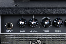 Load image into Gallery viewer, Fender Champion II 25 Guitar Amplifier Electric Guitar 1 x 8 Combo Amplifier