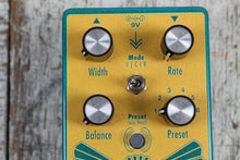 Load image into Gallery viewer, EarthQuaker Aurelius Tri-Voice Chorus Pedal Electric Guitar Chorus Effects Pedal