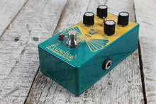 Load image into Gallery viewer, EarthQuaker Aurelius Tri-Voice Chorus Pedal Electric Guitar Chorus Effects Pedal