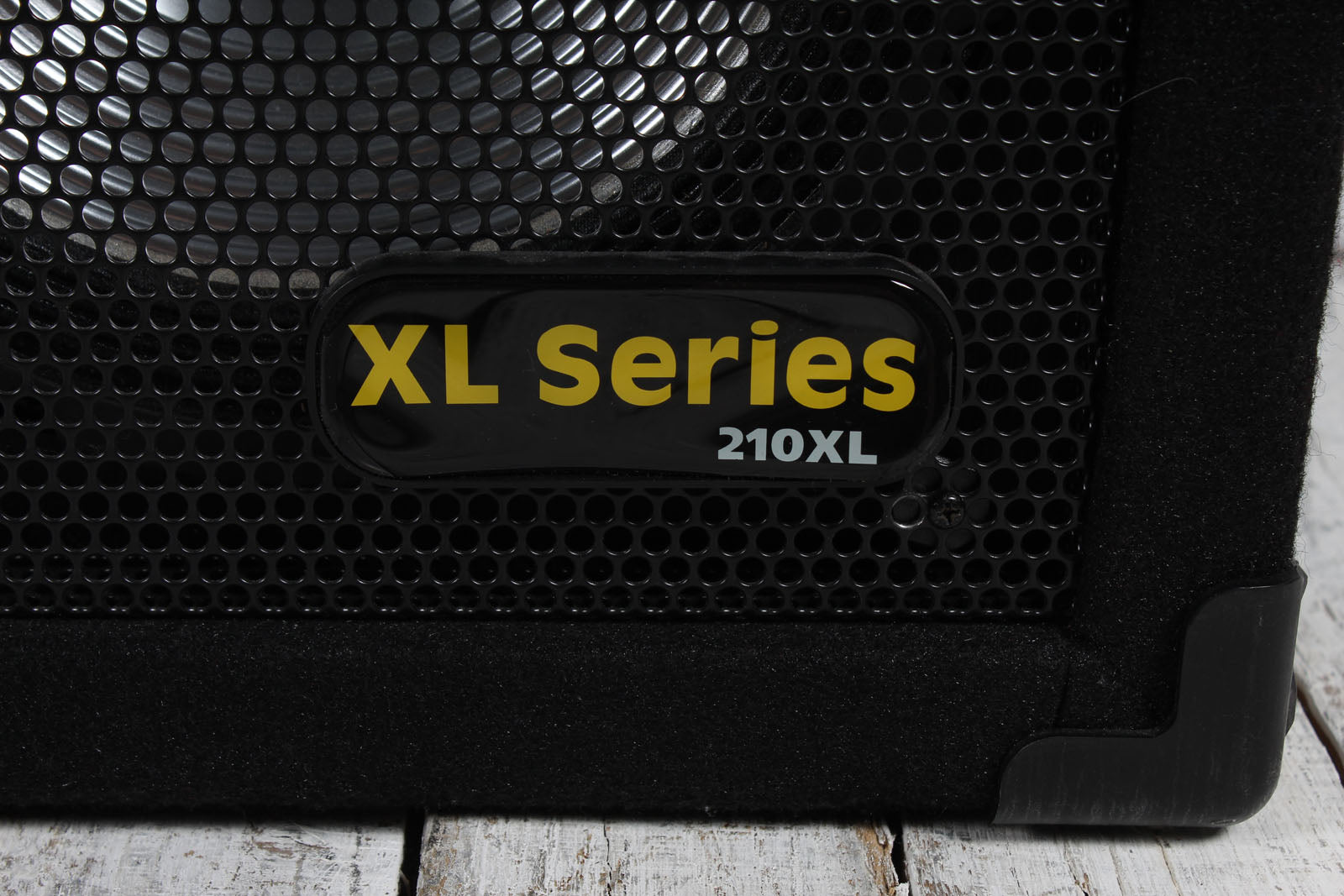 Hartke 210XL Bass Guitar Amplifier Speaker Cabinet 200 Watt 2 x 10 Bass Amp Cab