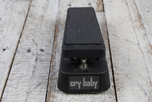 Load image into Gallery viewer, Dunlop Cry Baby Wah Effects Pedal Electric Guitar Wah Effects Pedal GCB95