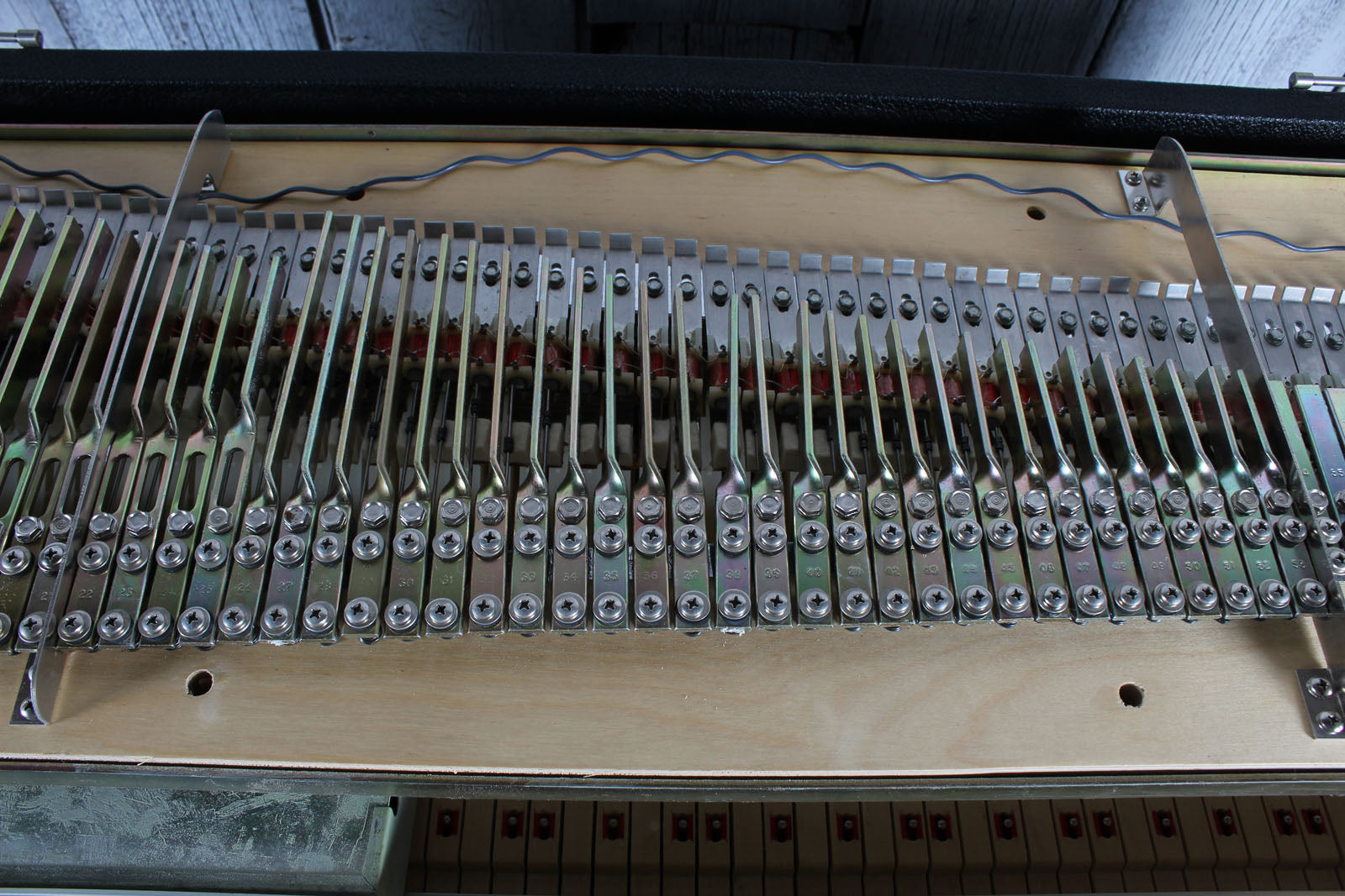 Fender Rhodes Vintage 1977 Mark I Suitcase Piano 73 Key Electric Piano