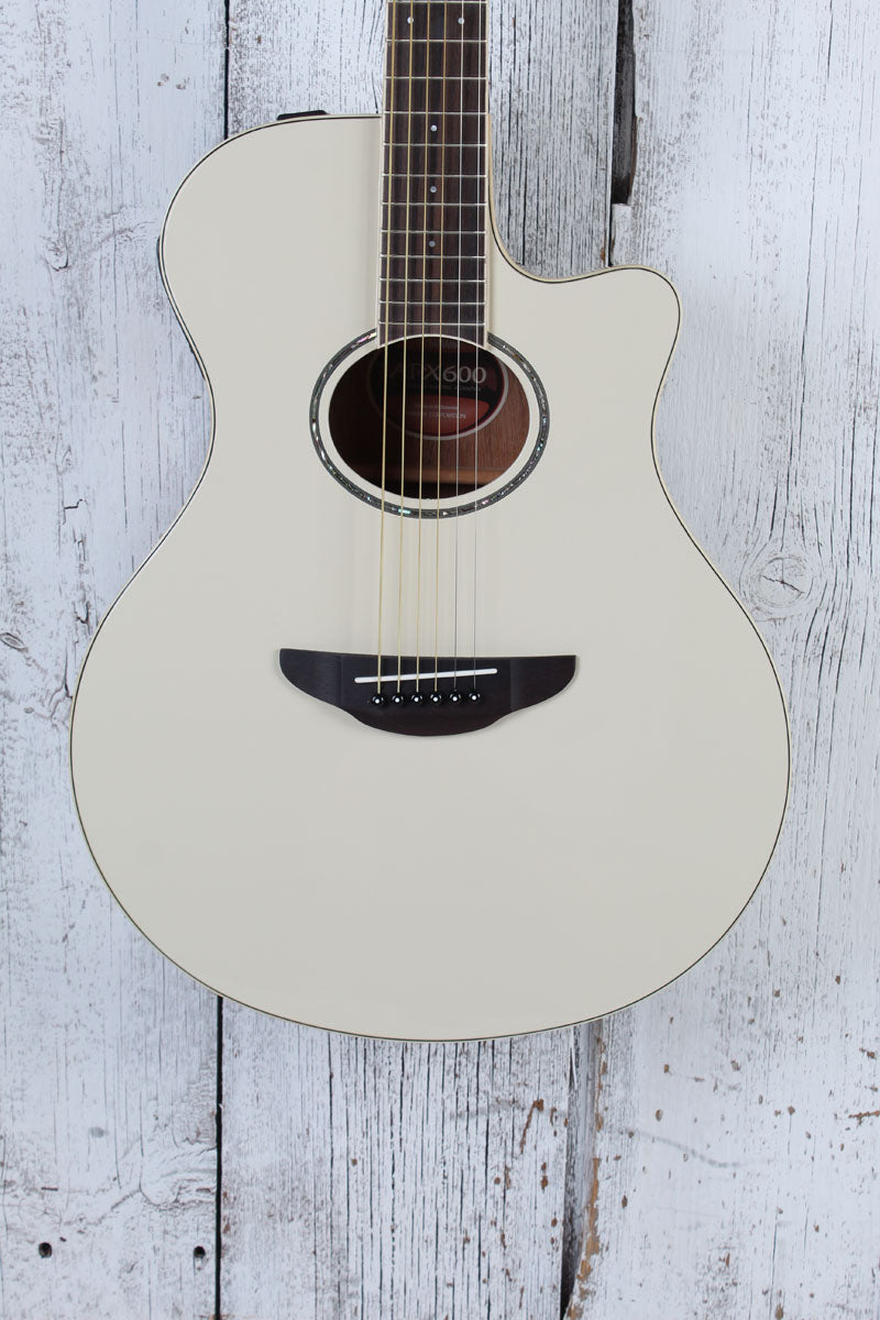 Yamaha Thinline Cutaway Acoustic Electric Guitar Vintage White Finish APX600 VW