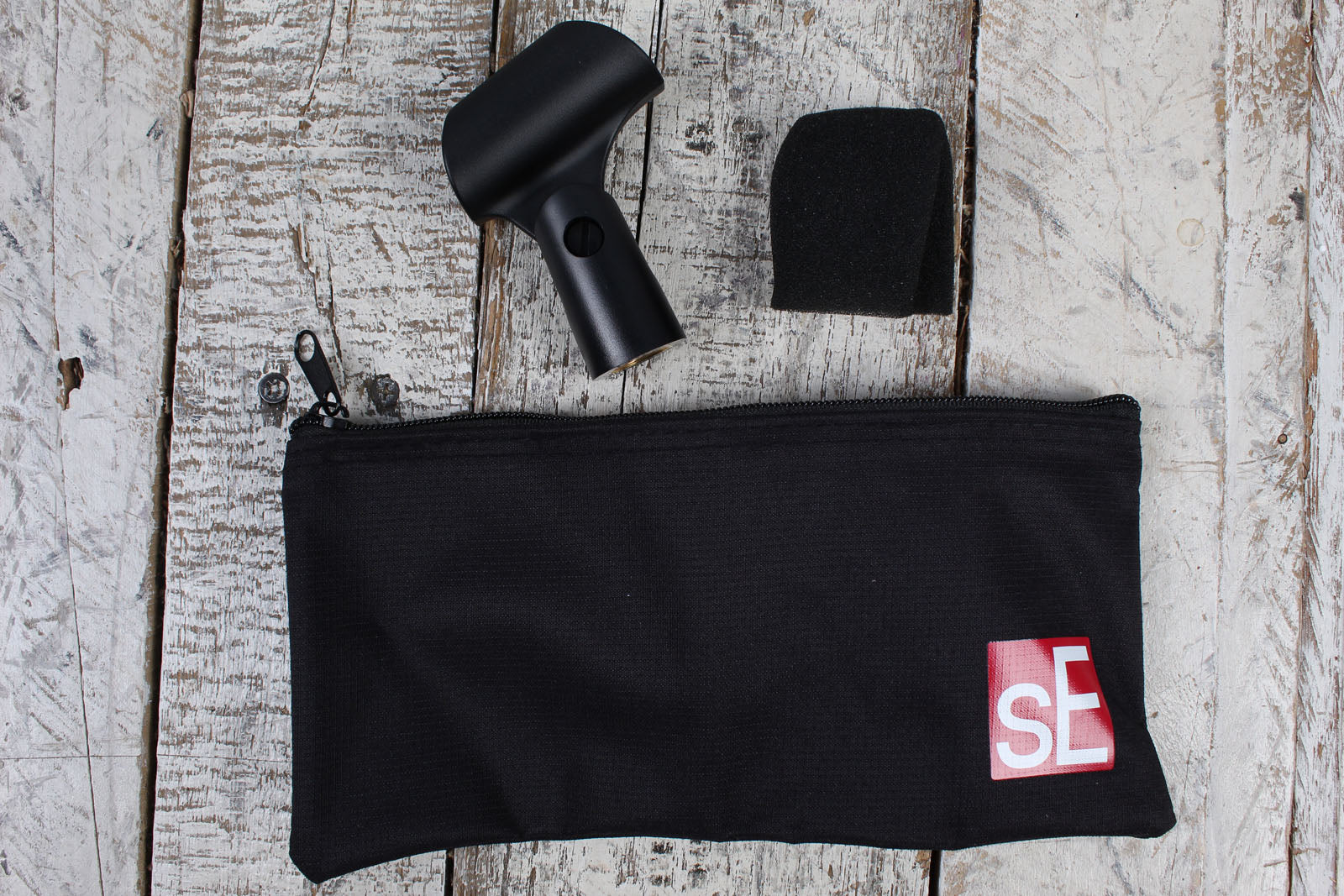 sE Electronics V7 Microphone Supercardioid Dynamic Handheld Vocal Microphone