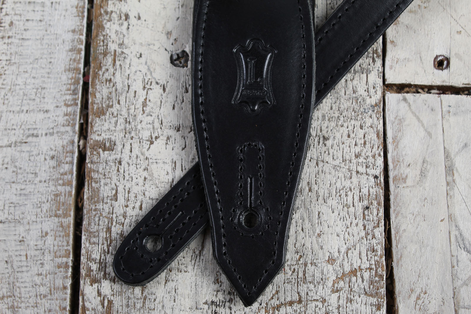 Levy's MSS80-BLK Rebel Leather Series 2 Inch Wide Black Veg-Tan Leather Guitar Strap