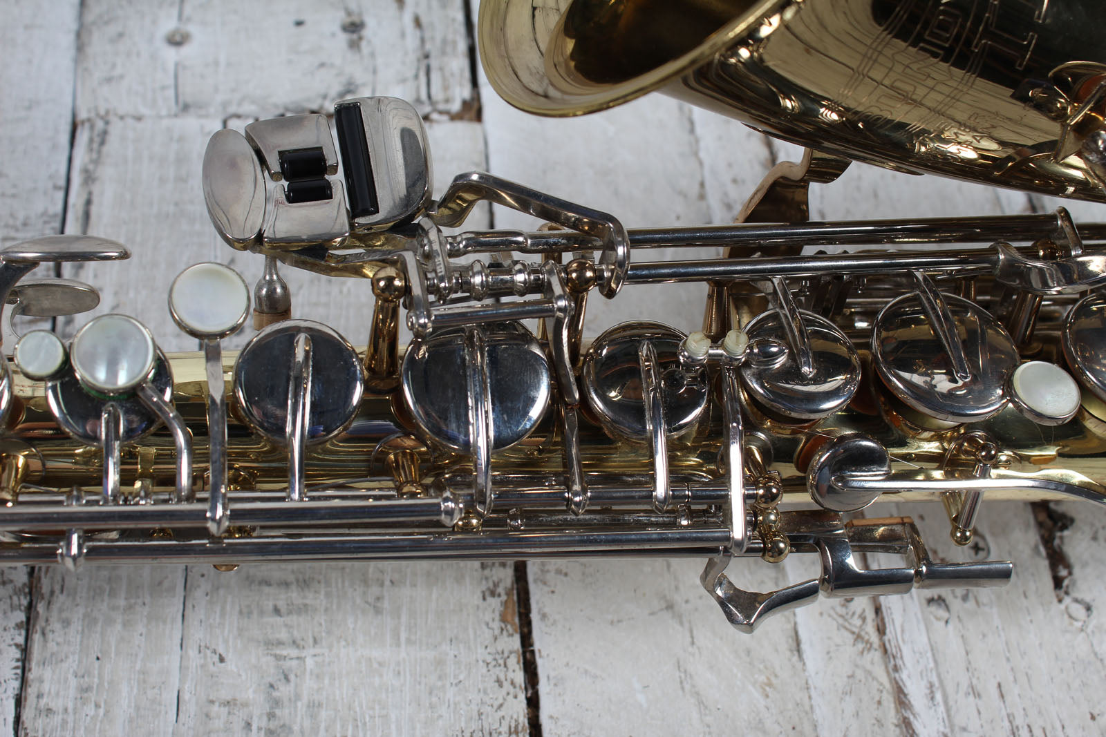 Selmer Bundy II Alto Saxophone Student Alto Sax with Hardshell Case