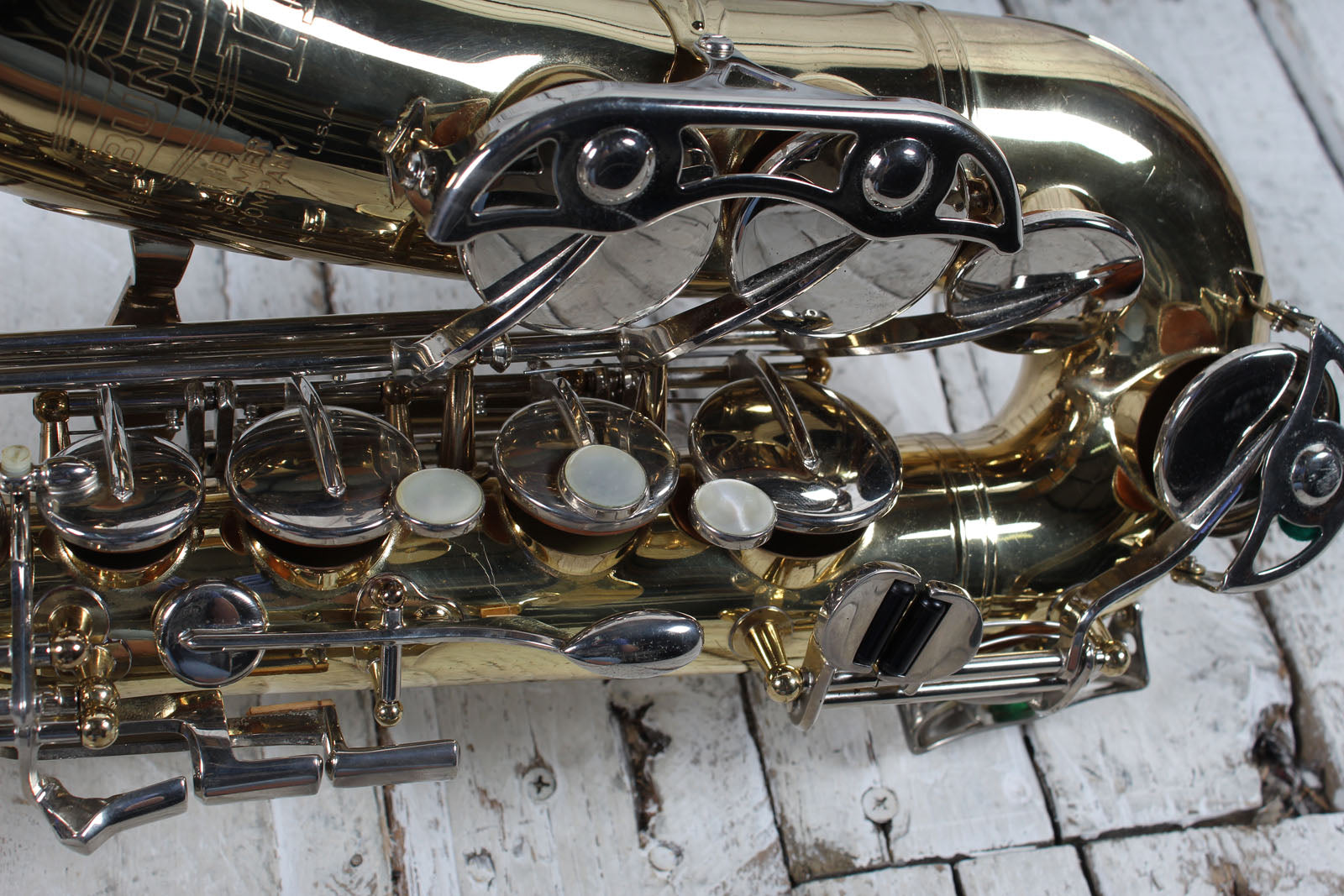 Selmer Bundy II Alto Saxophone Student Alto Sax with Hardshell Case