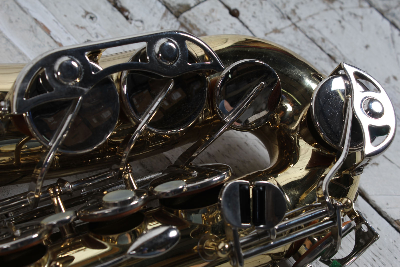 Selmer Bundy II Alto Saxophone Student Alto Sax with Hardshell Case