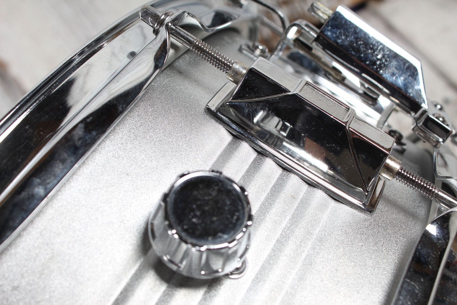 CB CB700 Snare Drum 14Inch Chrome Snare Drum with Gig Bag