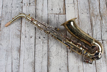 Load image into Gallery viewer, Conn Shooting Star Alto Saxophone Intermediate Level Alto Sax with Hardshell Case