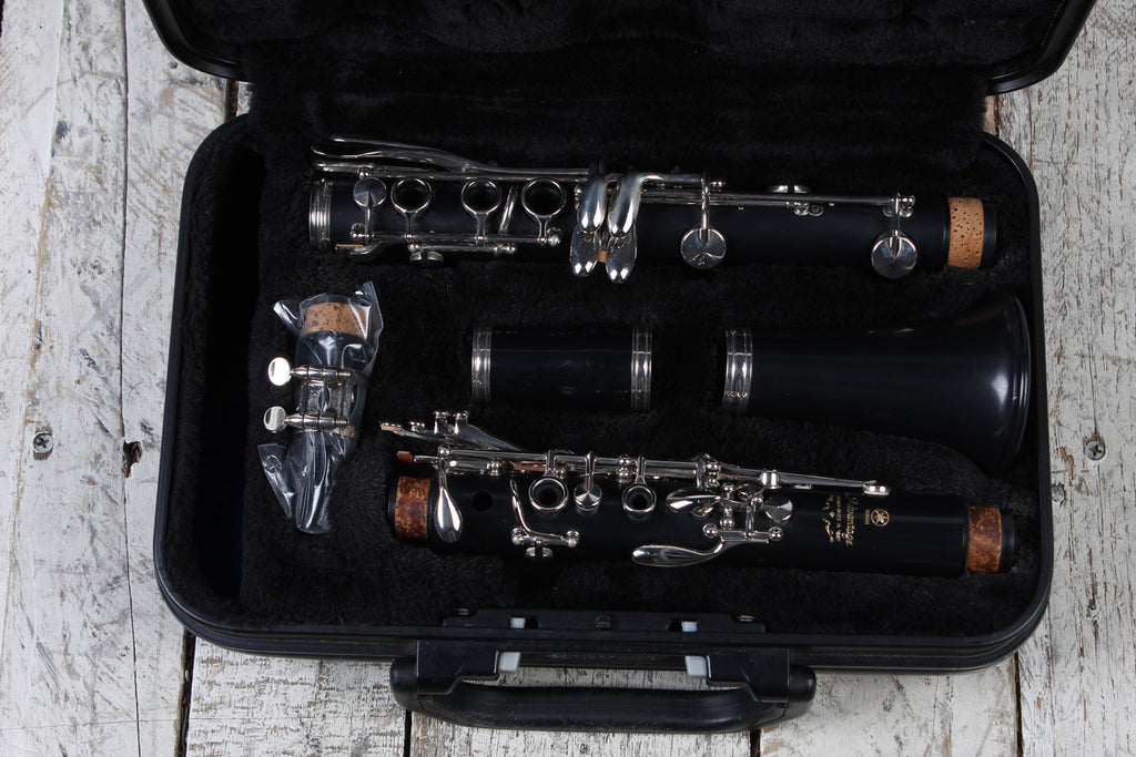 Yamaha YCL200ADI Advantage Clarinet Bb Student Clarinet with Hardshell Case