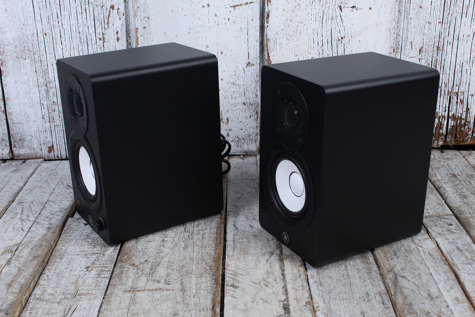 Yamaha HS3 PAIR OF TWO Powered Studio Monitor Bi Amp 2 Way Active Speakers Black
