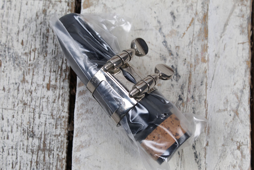 Yamaha YCL200ADI Advantage Clarinet Bb Student Clarinet with Hardshell Case