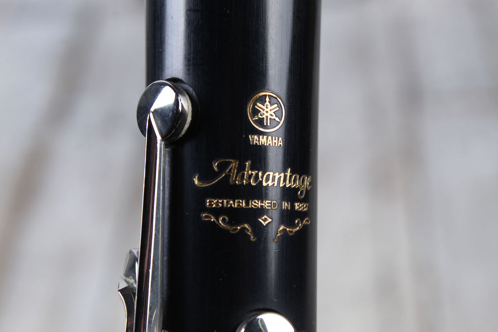 Yamaha YCL200ADI Advantage Clarinet Bb Student Clarinet with Hardshell Case