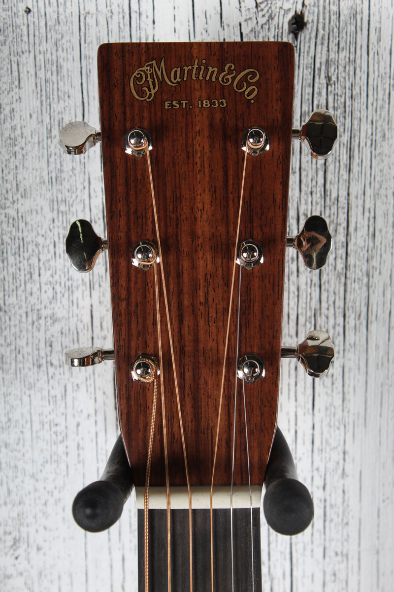 Martin D-28 Billy Strings Signature Acoustic Guitar Natural with Hardshell Case