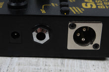 Load image into Gallery viewer, Tech 21 SansAmp Bass Driver DI Pedal Bass Guitar Preamp/DI Pedal Effects Pedal