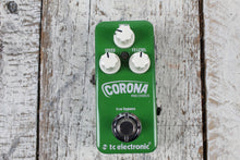 Load image into Gallery viewer, TC Electronic Corona Chorus Effects Pedal Electric Guitar Chorus Effects Pedal